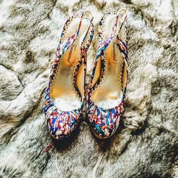 Super cute platform heels! - Picture 6 of 7